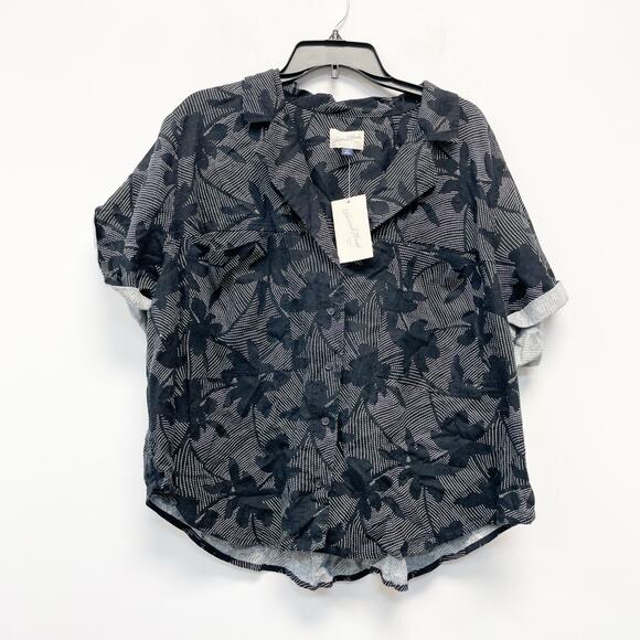 Universal Thread  Women's Black Floral Short Sleeve Button Down Shirt Size XXL - Picture 1 of 5